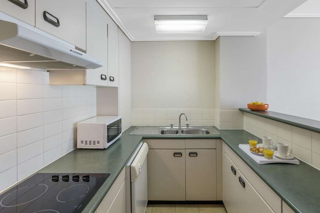 Waldorf Sydney Serviced Apartments שירותים תמונה